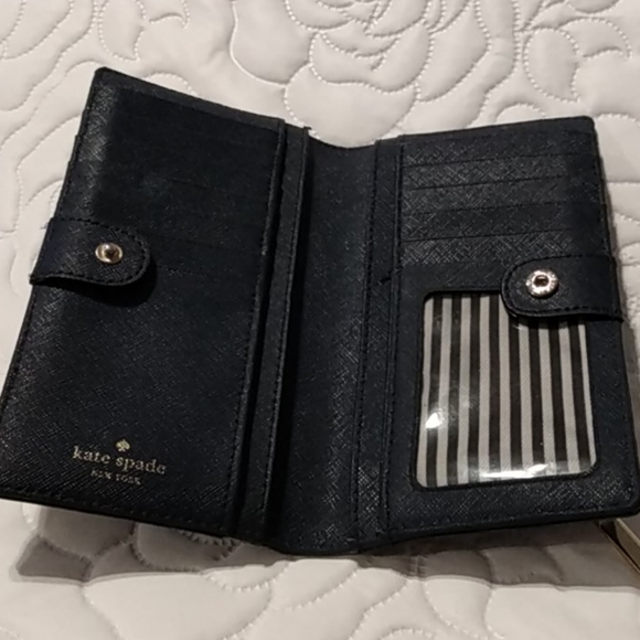 Kate Spade - Picture 4 of 6